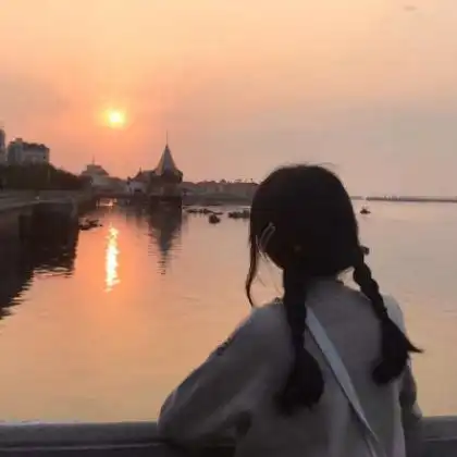 闺蜜头像一冷一疯黑白美