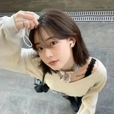  高清女生头像可爱真人qq微信女头,可爱是什么呢是满嘴谎话吗