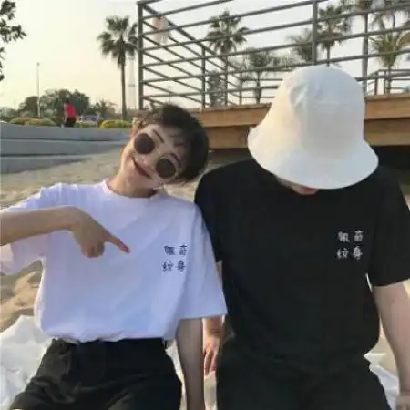  青春情侣头像一男一女,两个人的合照非常的不错的