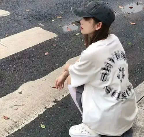  优质女生头像庆幸的是爱与被爱同时发生