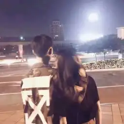  你是我的恒星而我却离你几万亿qq情侣头像我要个性网