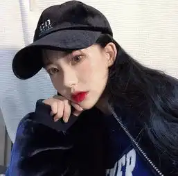  女生头像一抹红尘