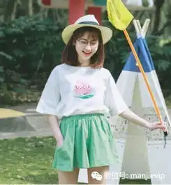  既有女性的优雅与洒脱,又不失学生的清新脱俗,更显清爽