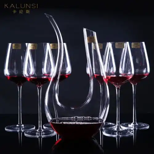  一般买什么红酒红酒杯一般买多大毫升