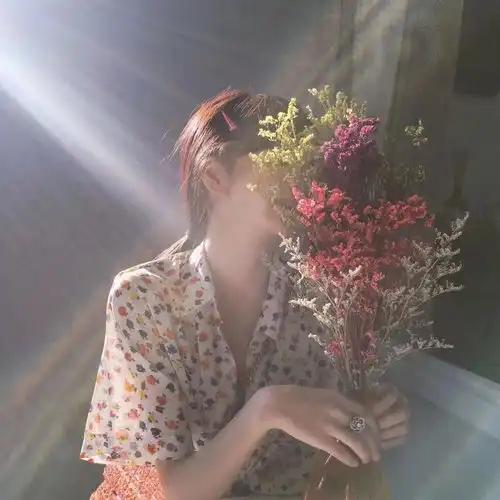 清纯干净温柔女生头像背