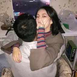  怦然心动情头一左一右双人两张人物图片