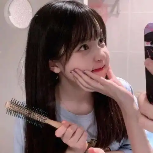  女生头像好好看看自己是个什么东西再来批评我