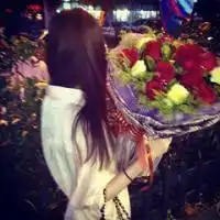  求一些捧花的头像