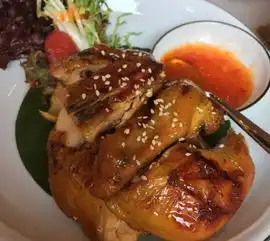  红遍日本香港的蜡笔小新点心店来了本月魔都新店666到飞起