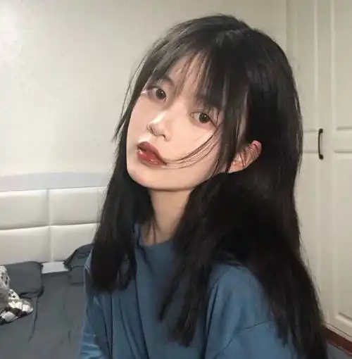  女生头像爱与被爱同时发生才有意义