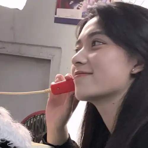  神仙女生头像我从来不给欲望留余地