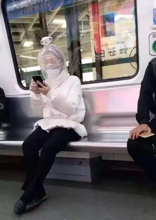  不要以为你长得漂亮就不用戴口罩