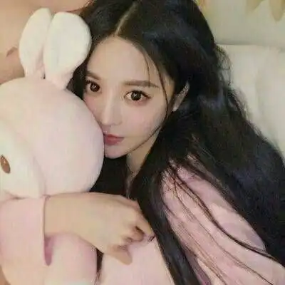  听着曾经熟悉的歌想着如今陌生qq女生头像我要个性网