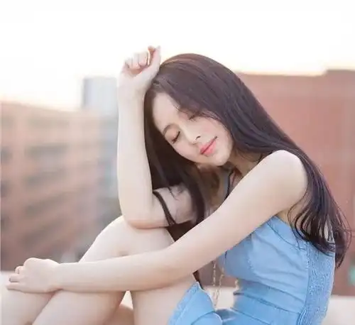  屁股万一直有喜欢窥觊别人老婆的癖好