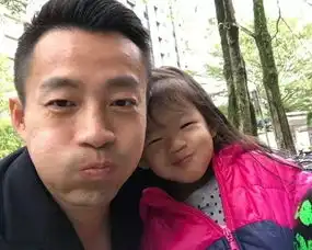  女星嫁豪门十年生三胎,自曝维持婚姻秘诀,生孩子一定要生女儿