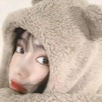  一直在逃公主女生头像