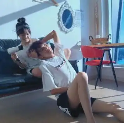  表白还在说我爱你,试试这22句高级情话,女孩都吃这一套