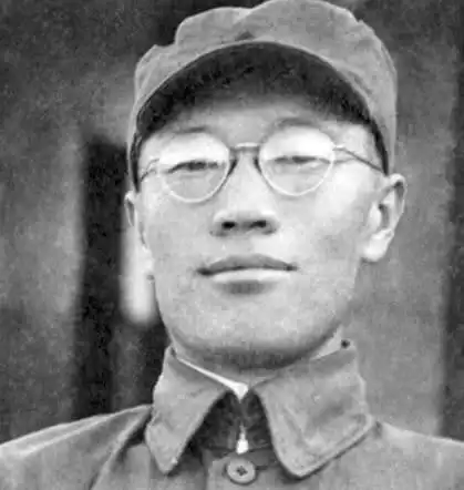  从张作霖手下奉军二等兵到解放军高级将领万毅将军的传奇人生