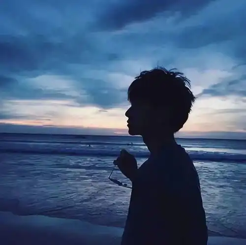  超哇塞的优质情头