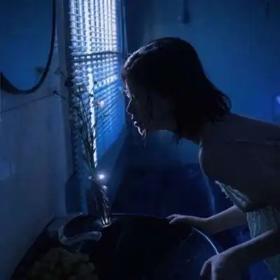  适合半夜发朋友圈的句子,送给很累的你