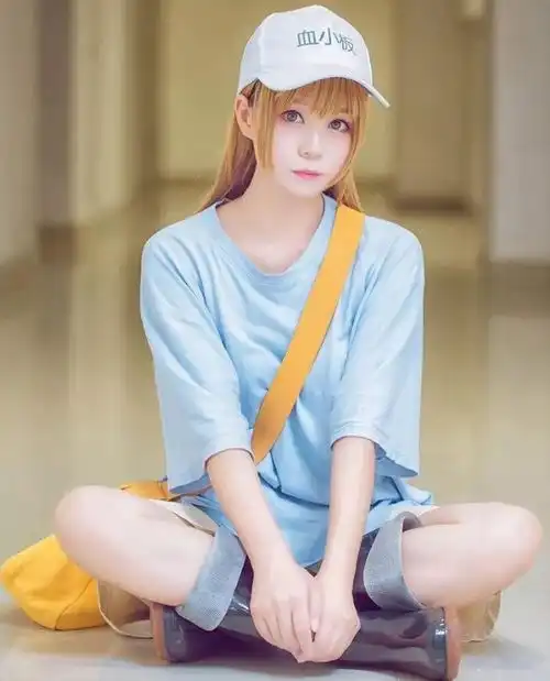  小学生cosplay动漫神剧血小板相似度超高,鸣人双倍可爱