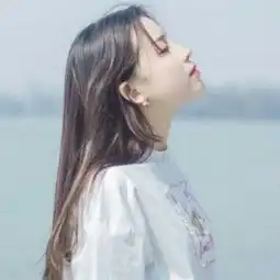 唯美女生头像侧脸