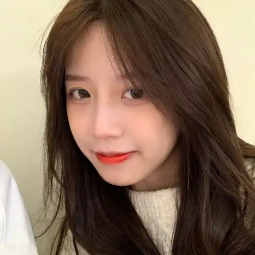 女生头像ins质感干净学