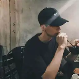  qq伤感头像男生带悲伤,呿寻找洎巳所嗳的人吧