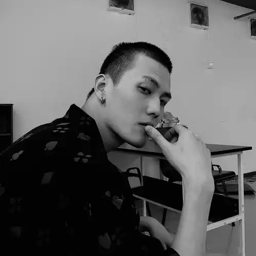  帅气性感男生头像酷酷的男生个性qq头像