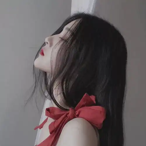  未来大姑姐挑拨离间,害得我们分手后,她却后悔了