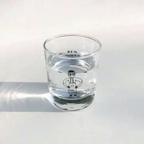  网易云音乐热评一场扭扭捏捏的暗恋变成了明恋,现在让我.....