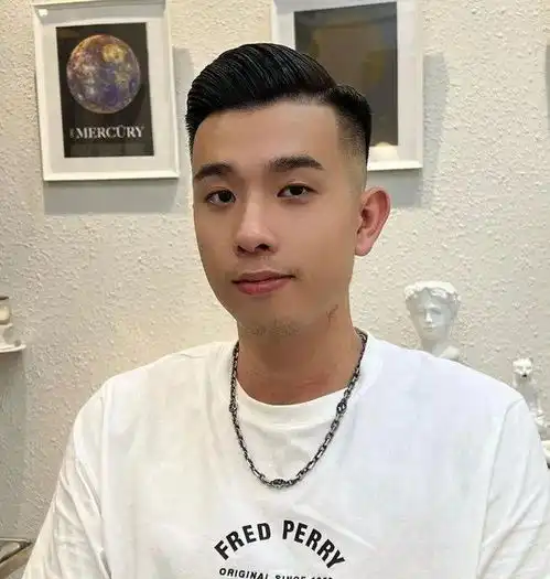  男生两面铲光发型怎么剪才帅气试试这3款造型,提升颜值
