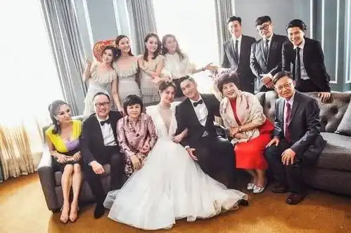  赖弘国白色情人节晒结婚接吻照,隔空表白直呼想念,阿娇大方送飞吻