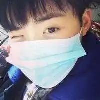  qq情侣头像戴口罩的另一个