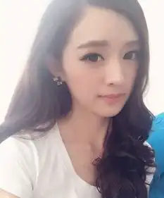  同样是盗版,郑爽最俗,范冰冰最像,杨幂最漂亮