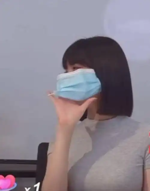  被男网友抬火的郑女士露脸啦,网友我更确定了,她永远都是对的