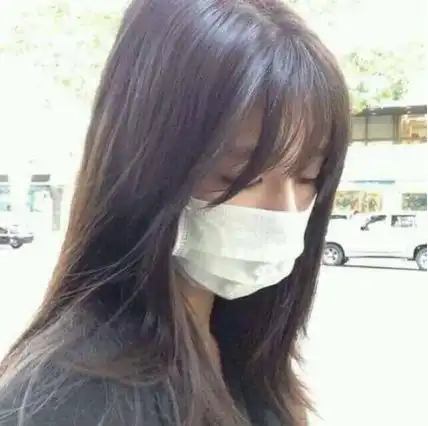  为啥韩国有那么多口罩美女是为了掩饰什么吗中国游客没眼看