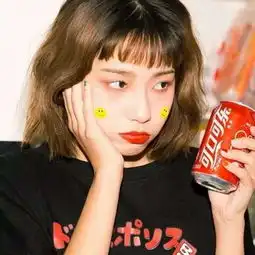 30岁女生微信头像简约气