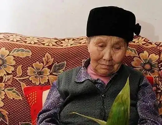  127岁长寿老人,13个子女无一长大成人,是活久还是活苦
