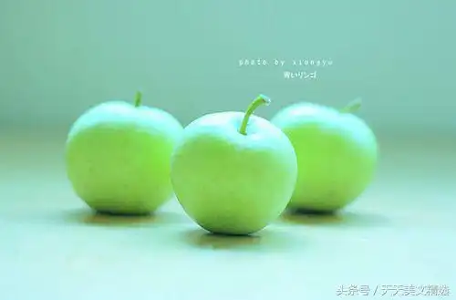  晚安心语保持微笑,停止抱怨那些改变不了的事
