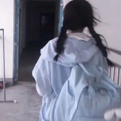  背影可爱女头清纯少女背影图片头像
