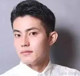  23款最适合中国男生的发型,让你帅上一整年