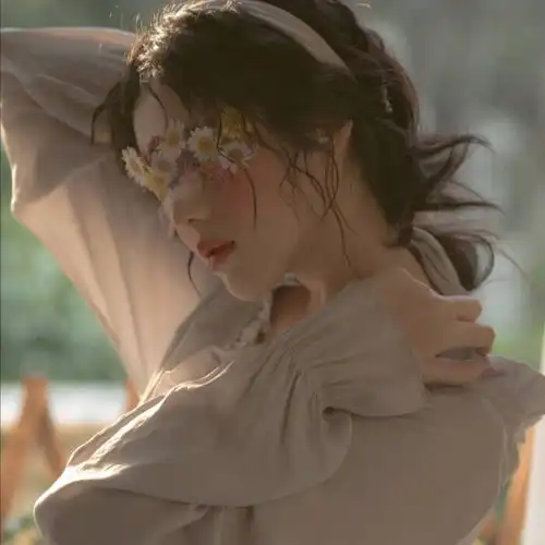 ins头像女生仙气侧脸动