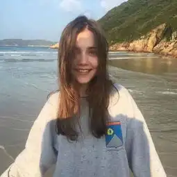  欧美唯美女生气质头像2018最新版本在意就是喜欢的开始