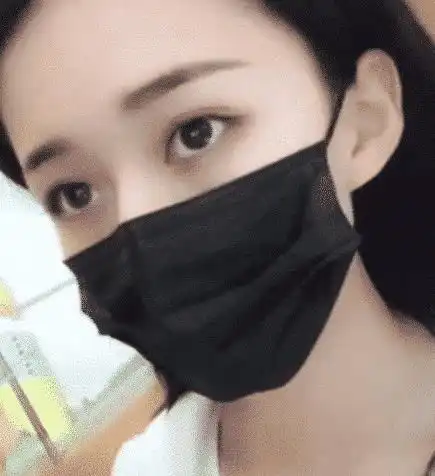  抖音蜜桃唇女神火了,摘下口罩的那一刻,告诉你什么叫做绝色佳人