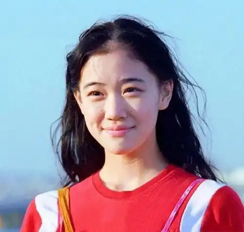 简单的头像清新脱俗姚希