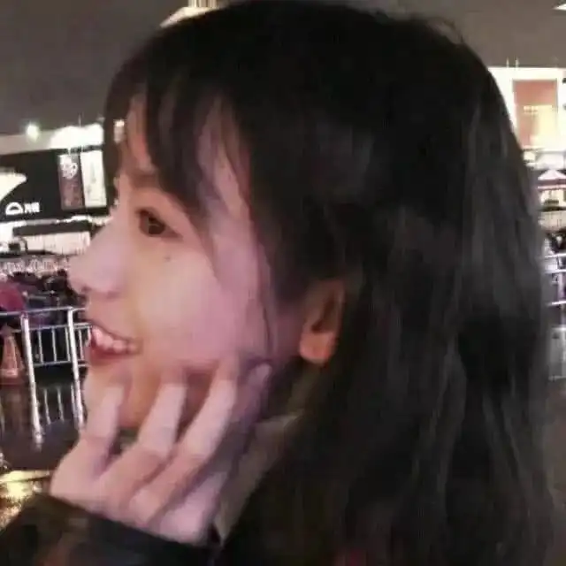 女生头像ins质感干净学