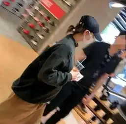 刘诗诗怀孕照片曝光身材让人羡慕网友多吃点宝宝健康