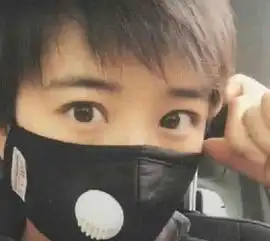  抖音口罩小哥走红,摘下口罩之后,顿时炸开了锅