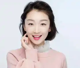  你的妆容需要轻薄一些,还再淡一点